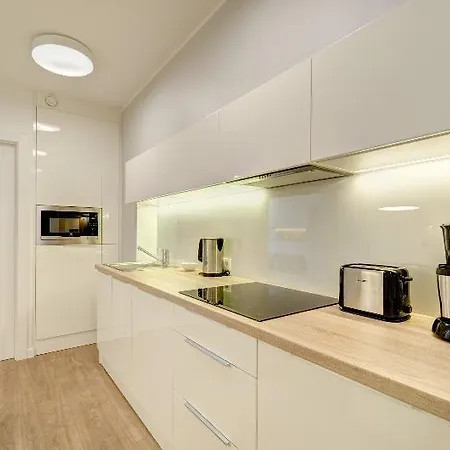Apartment Dom & House Lawnicza *