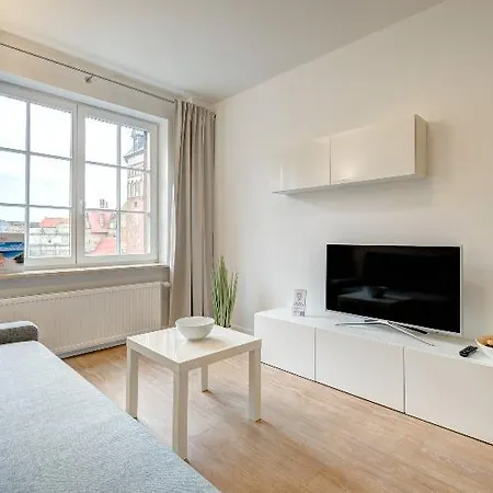 Apartment Dom & House Lawnicza *